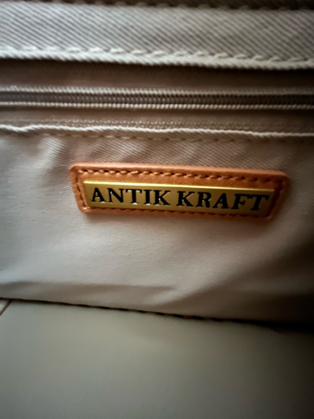 Antik Kraft Cognac Leather Shoulder Bag with Gold Hardware New - Picture 14 of 16